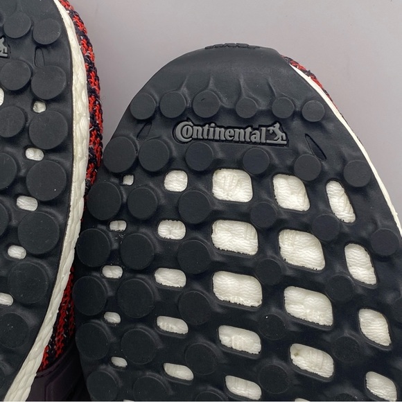 Adidas Women’s Ultraboost Running Red Shoes Size 5 - Picture 6 of 9